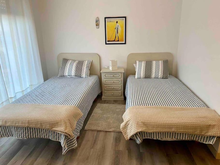 Rocha'S Apartment Remodelado! Na Praia Com Terraco Vila Nova de Gaia Buitenkant foto